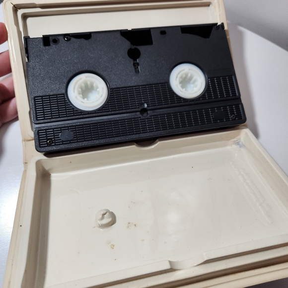 Disney Black Diamond Classics Cinderella VHS Tape - Picture 10 of 10